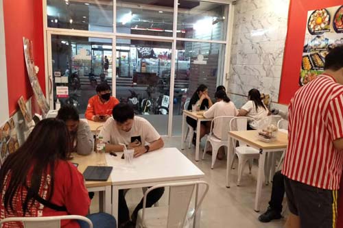 รูปภายในสาขา KAMLAI BY SUSHI & RAMEN FACTORY