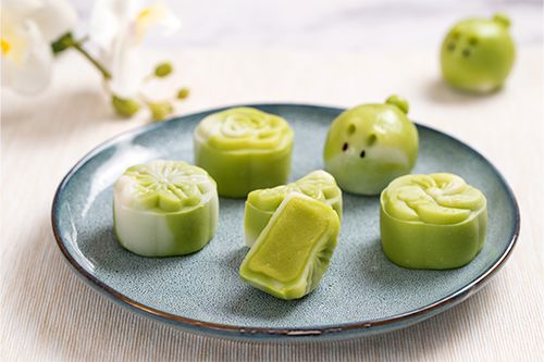 ขนมบัวหิมะไส้ชาเขียว Snow Skin Mooncake รสมัทฉะหอมเข้มข้น ไส้ถั่วเขียวกวน