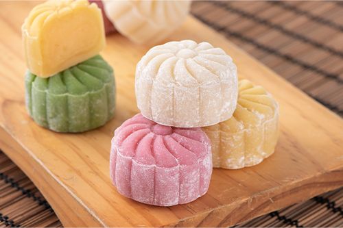 ขนมบัวหิมะไส้เผือกกวน เนื้อแป้งหนึบ ไส้เผือกหวานละมุน สีม่วงสวย