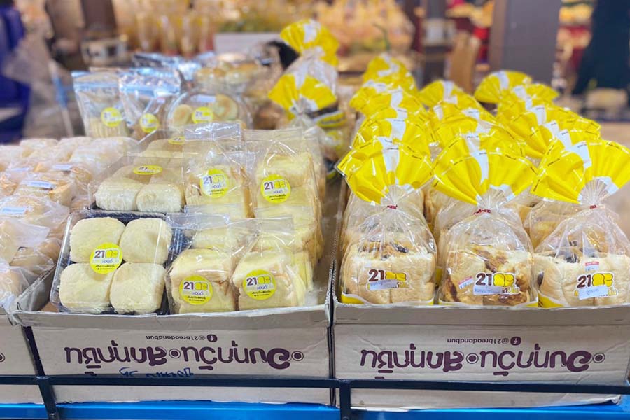 21 เบรดแอนด์บัน 21 Bread & Bun
