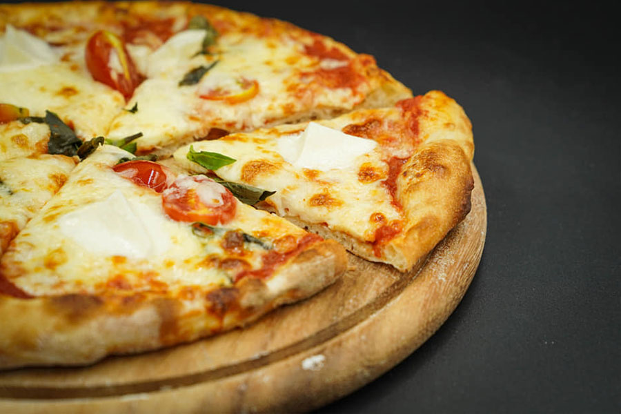 พิซซ่าสไตล์อิตาเลียน Pizza Happy pig พิชซ่า แฮปปี้พิก