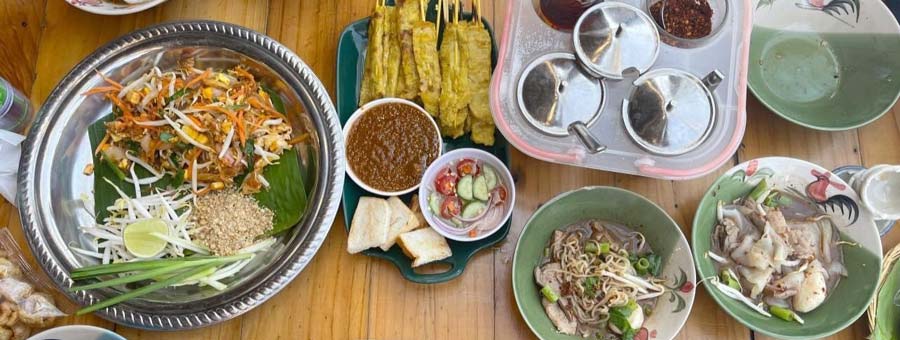 ก๋วยเตี๋ยวเรือ แม่ต่วม แฟรนไชส์ก๋วยเตี๋ยวเรือ หมูสะเต๊ะ ขนมถ้วย ผัดไท เตี๋ยวคั่วไก่